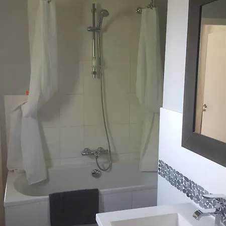 فندق مبيت وإفطار Chb Double Avec Baignoire لو مان